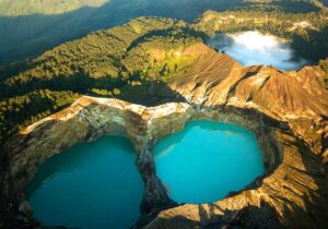 Pesona Alam Indonesia yang Memukau Wisata Danau Kelimutu